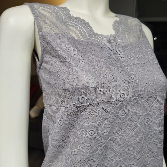 ROPÉ PICNIC - Lace layers Tank Tops - Picture 3 of 6